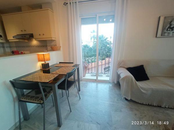 Apartamentos Los Hidalgo Golf Manilva Exterior photo